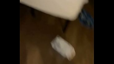 Nos enfiestamos con ver&oacute; y dos desconocidos 