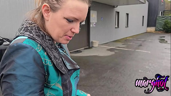 Nonton Nouveau Gang Bang Au Club Mikado .. J'ai Donn&eacute; Rendez Vous &agrave; Plusieurs De Mes ... thumbnail