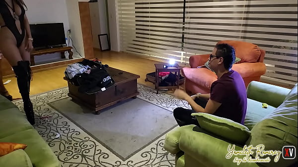 Seducimosa nuestro vecino y estoes lo que paso