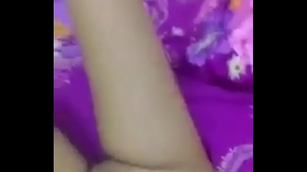 Asiática se desnuda para la cam