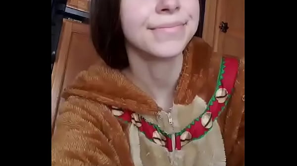 Play MP4 - Que oso hace esta chica&period;&period;&period;