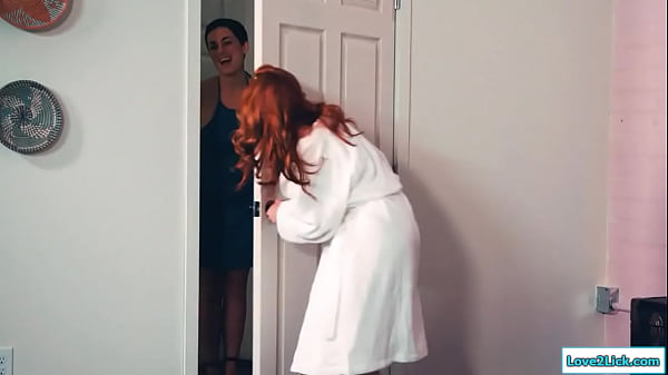 Redhead Bride Gets Stucked Looking For Her Ring And Her Busty Bff Teases Her And Licks Her Cunt.she Fingers Her Hairy Pussy And The Brunette Fists Her thumbnail