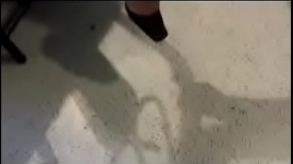 Nonton Long Black Skirt B Pantyless thumbnail