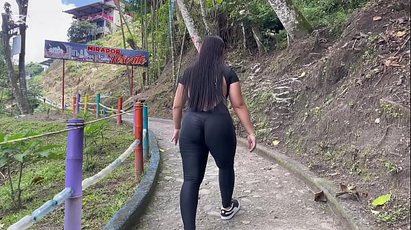 Sexoal airelibre con mi hermanastra