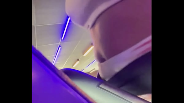 Gostosa Malhando Na Academia thumbnail