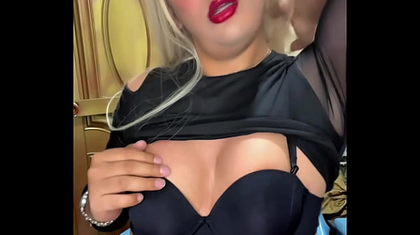 Tetas ricas y peque&ntilde;as de Trans rico 