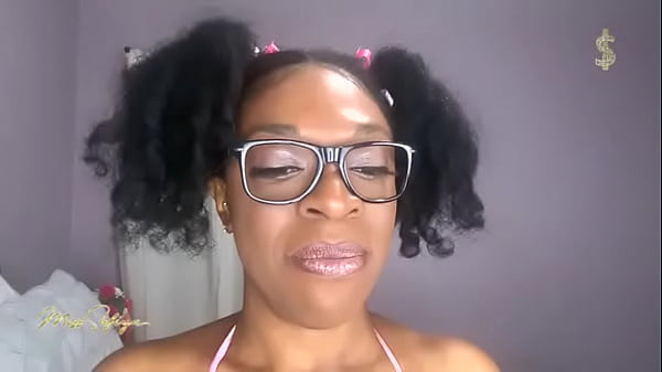 Tiny intruder gets swallowed 4k 