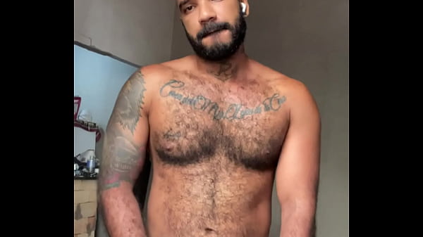 Gooner Punhetando thumbnail