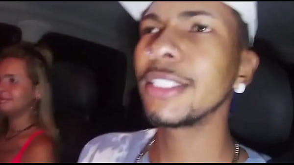 Parando_o Carro_para dar uma rapidinha_Joao O Safado Green Girl95