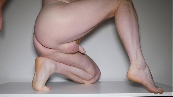 Masturbating naked with cum quickie