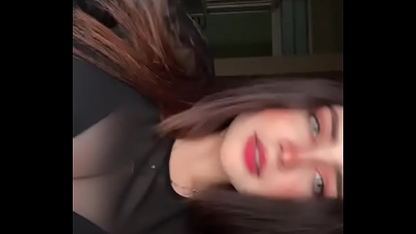 Soy fatima, estoy tetona y me encanta el esperma 