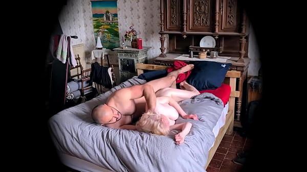 HIDDEN CAMERA SHE HAS ANAL SEX WITH_THE NEIGHBOR WHILE HIS WIFE IS AT WORK ENDING WITH ASS CREAMPIE_2of3