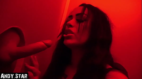 Gloryholeaction Mit 2 Schw&auml;nzen thumbnail