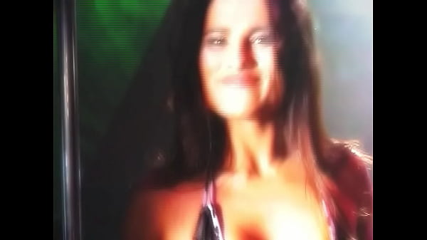 Play MP4 - Stupid hoe gets ass fucked