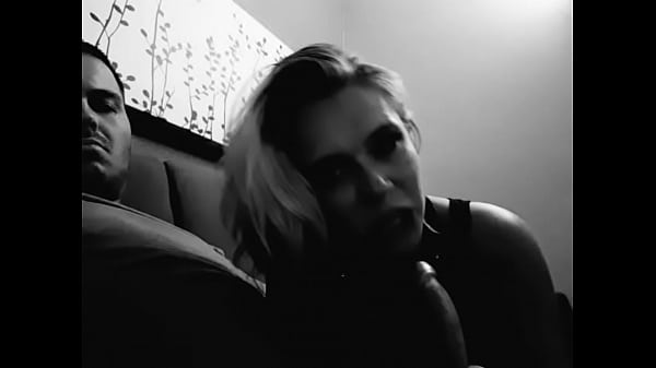 Nonton Huge Dick Blow Job thumbnail