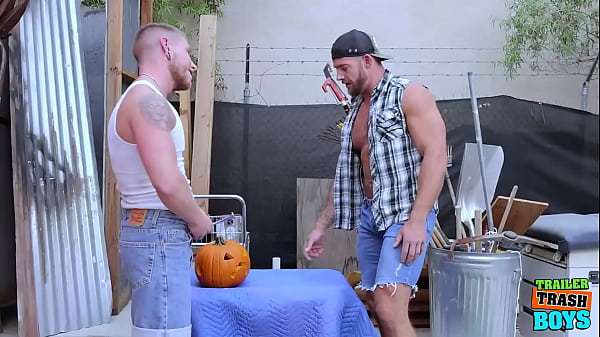 Play MP4 - TRAILERTRASHBOYS Colt Spence Raw Fucks Tryp Bates Outdoors