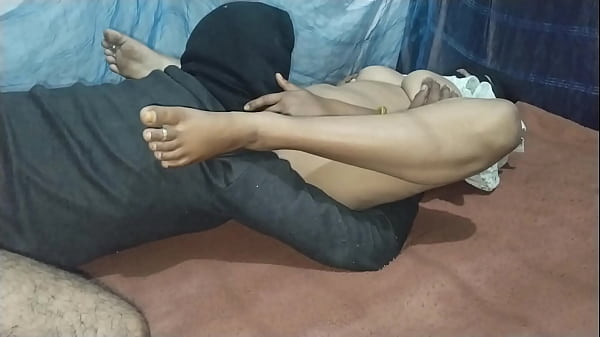 Play MP4 - Indian romantic couple licking and fucking