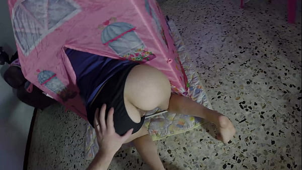 Incastrata Nella Tenda La Riempio Di Calda Sborra thumbnail