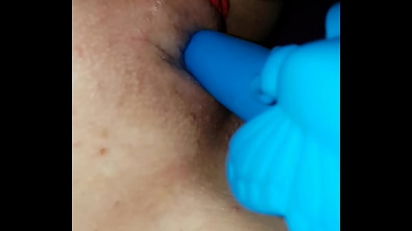 me hago la paja con mijuguetito