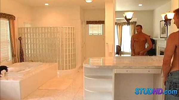 Hot babe fucks stud 0519 