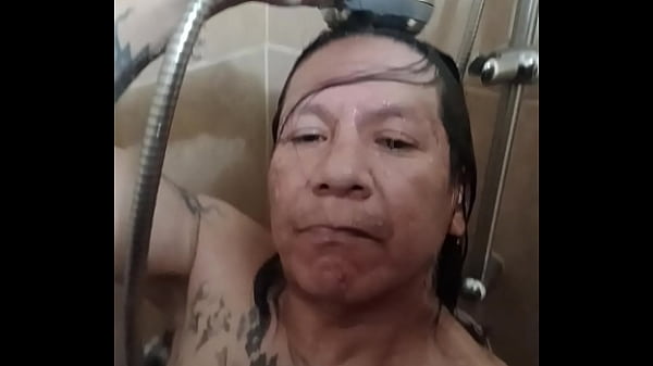 Shower shows 