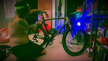 Edge the head n live fast