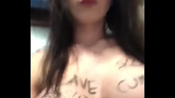 Sub welsh totty pisses her pants