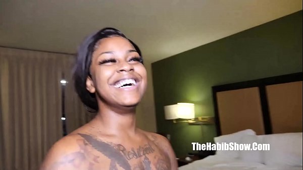 newbie toi_getting_her pussy hammered big dick don_prince