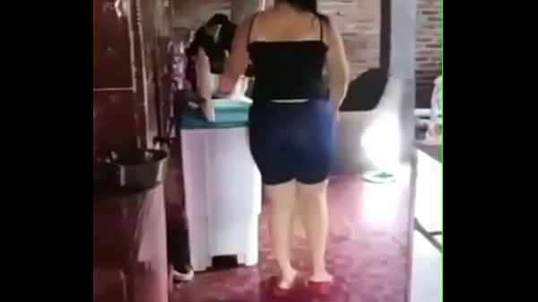 tante lagi sange jadi di ajak main kerumah 