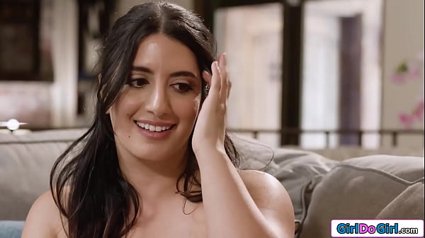 Play MP4 - If only I could see my girlfriends big tits and suck on them