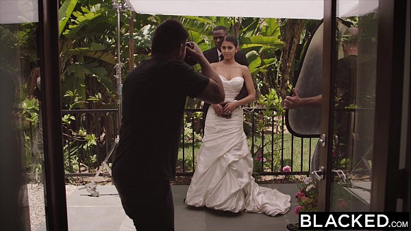 Play MP4 - BLACKED Sexy Model Sophia Leone Gets First BBC