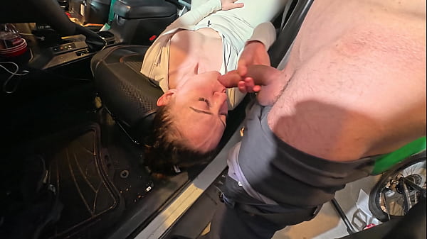 Stranger got into my car cum on her face 