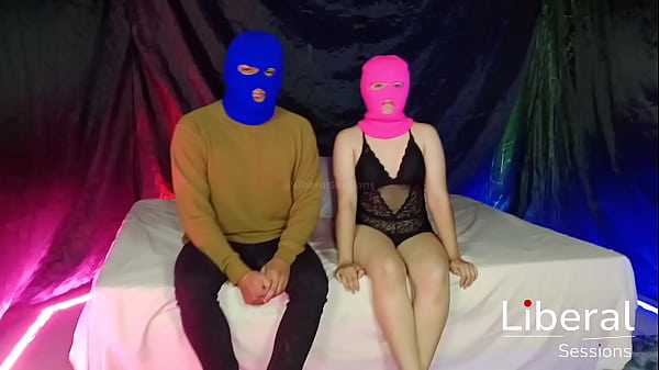 Mi esposa con un tercero yo solo disfruto viendo cuckold debut 