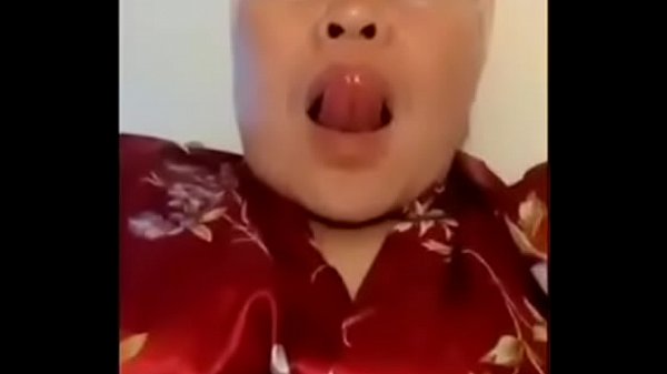 Play MP4 - Perv step Son Caught Jerking To Mature Milf