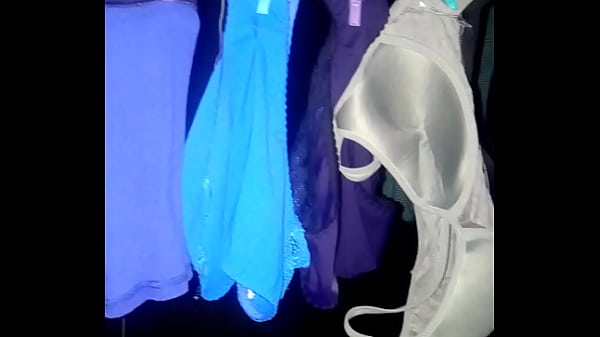 bragas tendidos en el patio 