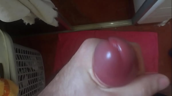 Play MP4 - Novinho s&oacute; na Punheta com uma super gozada