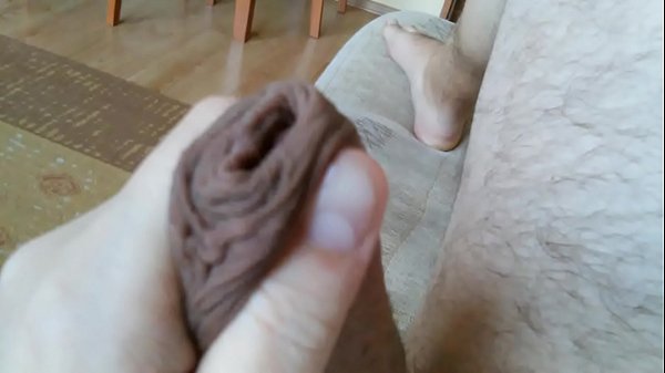 Play MP4 - Wanking and cumming