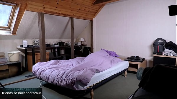 Nonton Sexy Milf With Natural Tits Fucked On Double Bed thumbnail