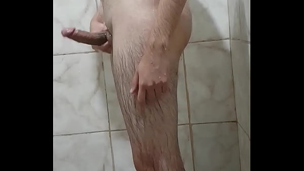 Play MP4 - Punheta no banho