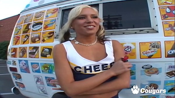 Cheerleader Kacey Jordan Wraps_Her Big_Meaty Pussy LipsAround_The Cream Mans Ding Dong