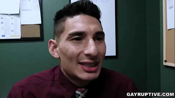 Co Workers Were Lovers That Gets So Horny And Fucks Inside The Bathroom thumbnail