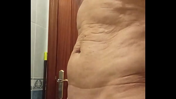 soy tuyo..te gustara mis caricias