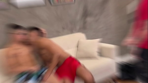 Play MP4 - Tr&ecirc;s &eacute; ainda melhor - Free