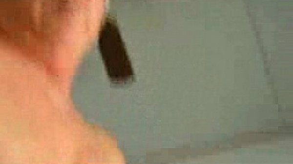 2seniorCuckoldhelpsoutwife.WMV 