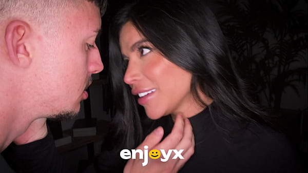 Nonton Sara Retali Ultimatum! Enough Talk! Let's Fuck! thumbnail