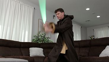 Nonton Step Sis Wants To See My Lightsaber - Alina Voss thumbnail