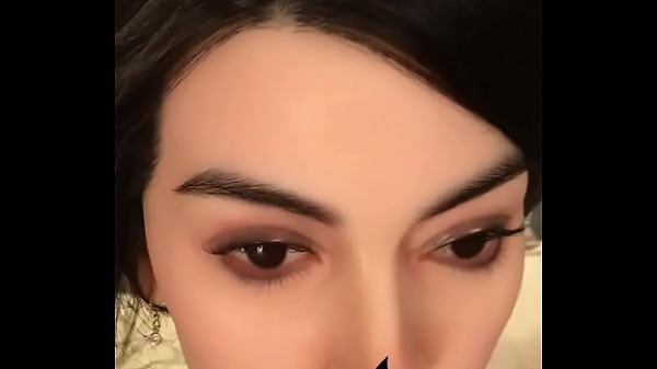 Automatic woman full shapely lips almost entered the perception of attractiveness