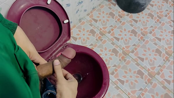 Play MP4 - Jerk off in toilet at street food shop