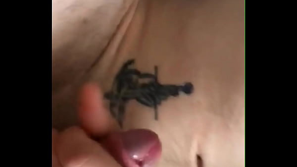 Tatuado Sendo Fudido Pelo Alem&atilde;o Dotado thumbnail