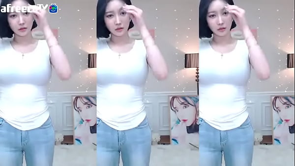 Nonton Big Boobs Korean Streamer thumbnail